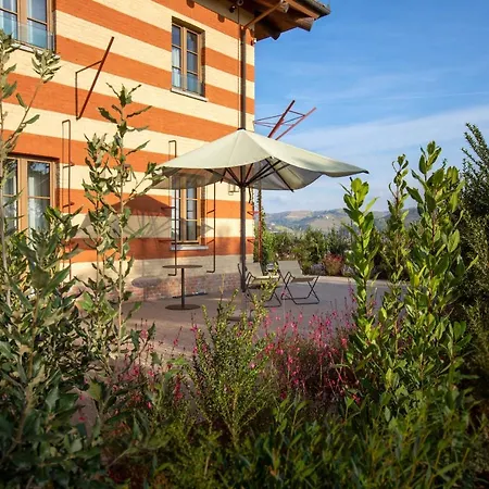 Villaggio Narrante - Cascina Galarej Serralunga d'Alba